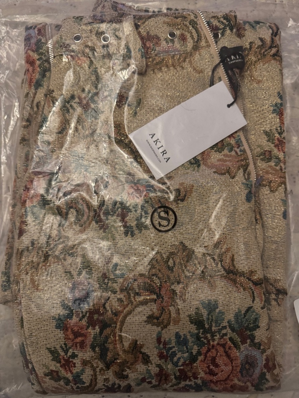 AKIRA Floral Tapestry Cargo Pants - Beige Floral - Picture 7 of 7